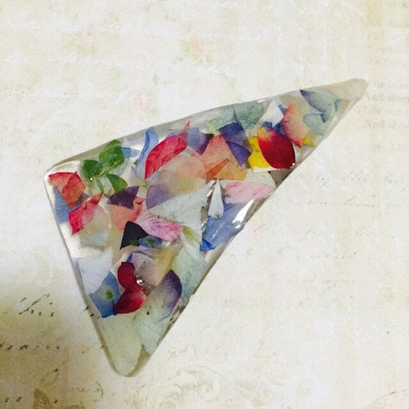 三角鑲嵌按下花瓣瓦萊塔 第4張的照片