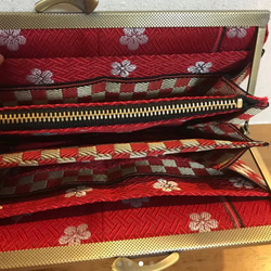 和風 畳がま口長財布 赤市松×赤梅 財布 3枚目の画像