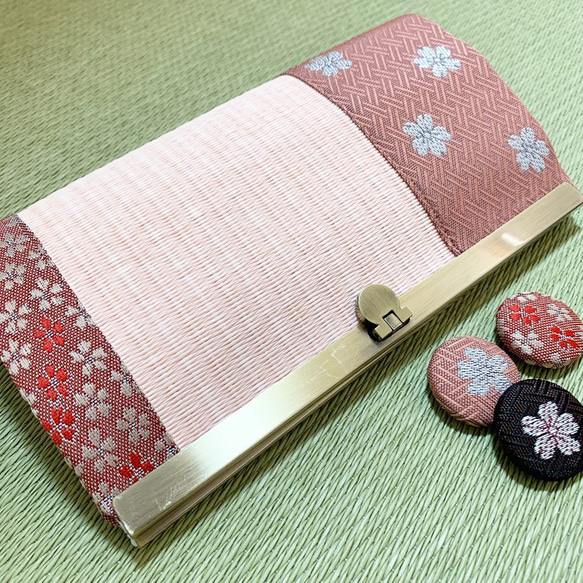 桜満開 春色の和風 畳がま口長財布 財布 1枚目の画像