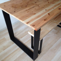無垢木 アイアンテーブル&ベンチ2点セット スギ材 ダイニングテーブル 1枚板仕様 7枚目の画像