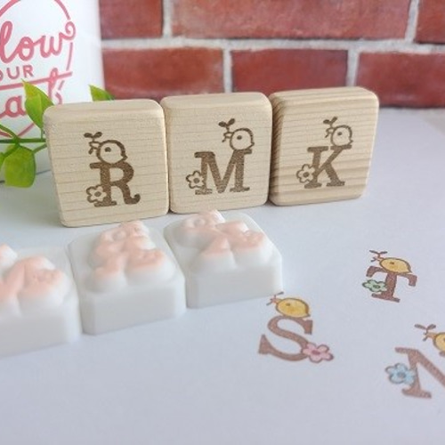 アルファベット お花とことり 消しゴムはんこ はんこ・スタンプ ばなな