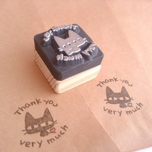 消しゴムはんこリアルねこさんとthankyou