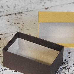 ミモザ　刺繍入り　紙箱イエロー　ケース　名刺サイズ　BOX　メモ　ハンドメイド 4枚目の画像
