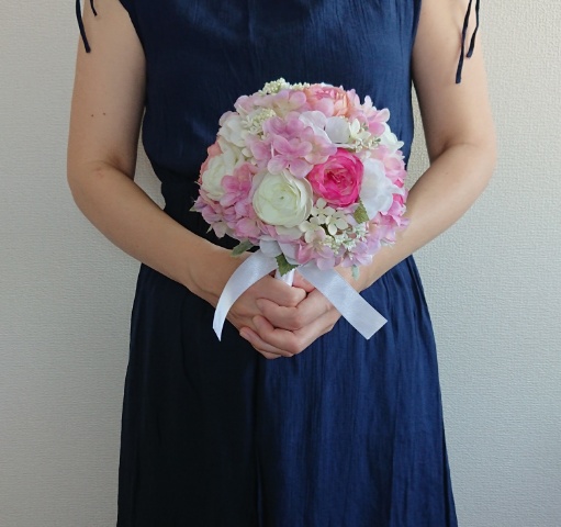 アンティークホワイトピンクのラウンドブーケ　sale6700円→5700円