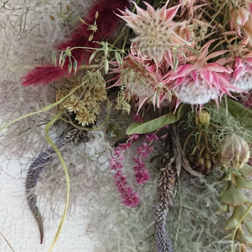 スモークツリーとセルリアのドライフラワースワッグ スワッグ lea pua  