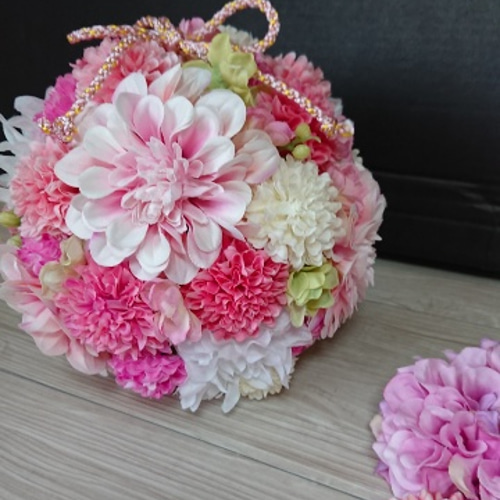 受注生産・再販売]ウェディング和装ボールブーケ ～ピンク系～髪飾りも