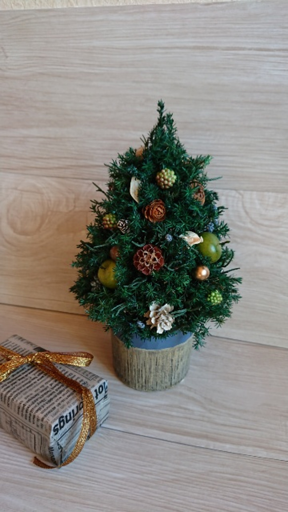 【再販売】花器変更になります～ナチュラルグリーンのクリスマスツリー 3枚目の画像