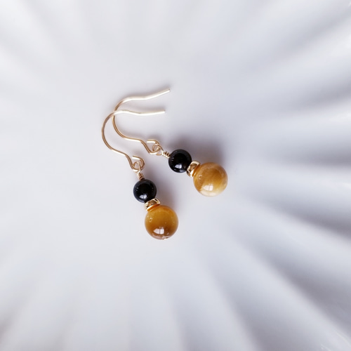 Sale☆『Garnet』の世界でひとつの天然石ピアスsv925＋プラチナ