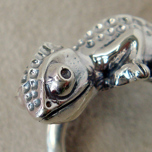 カメレオンリング かめれおん シルバーアクセサリー 動物モチーフ