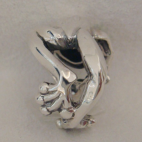 カエルデザイン シルバーリング 天然石 カエル（かえる）リング シルバーアクセサリー×ペリドット