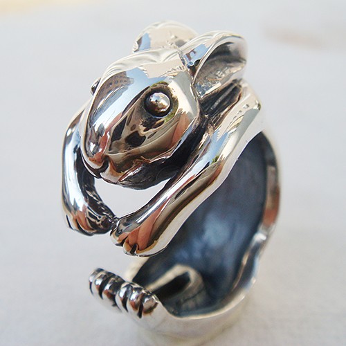 うさぎ（ウサギ）リング【卯】 シルバーアクセサリー 動物