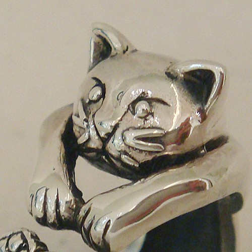 ねこモチーフリング 9号 ヴィンテージ風 シルバーアクセ サイド彫刻あり ねこモチーフリング 9号 ヴィンテージ風 シルバーアクセ サイド