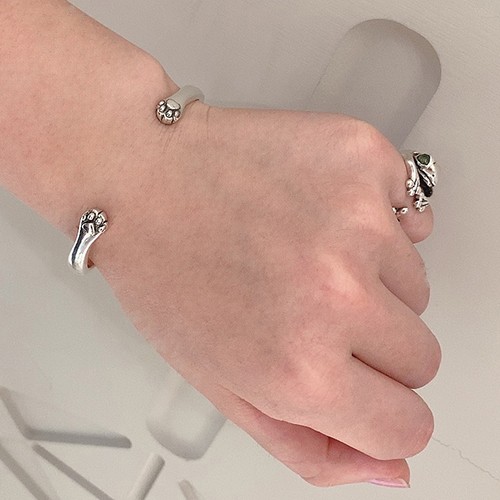 くるみ【希少】フラワーアンバー　バングル Amazon | [Agst-chi] 二代 花びら入り琥珀 丸玉 ブレスレット