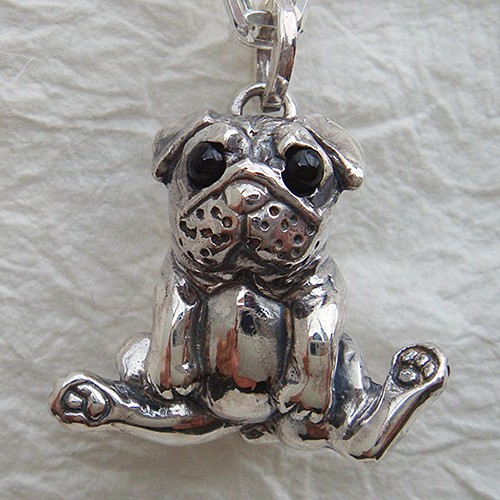 パグ犬ペンダント【戌】 シルバーアクセサリー×オニキス（天然石