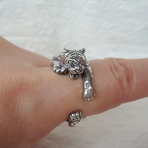 とら（トラ）リング【寅】 シルバーアクセサリー 虎 動物