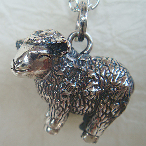 ひつじ（羊）ペンダント【未】 シルバーアクセサリー 動物 アニマル