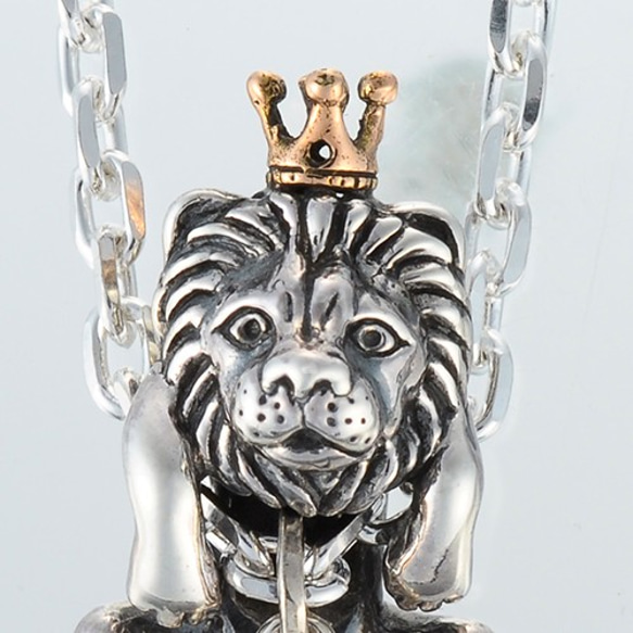 ライオンの王様ペンダント　シルバーアクセサリー×K18（ピンクゴールド）-送料無料 2枚目の画像