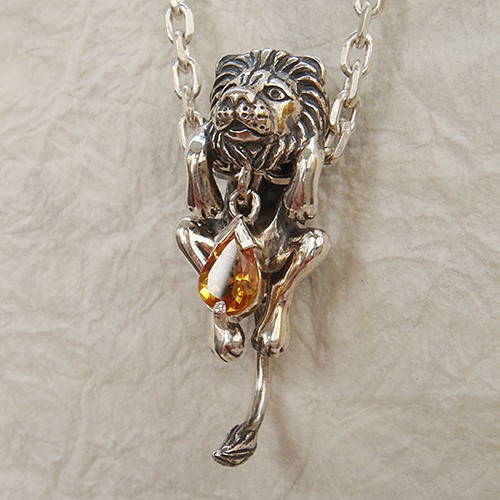 ライオンペンダント+シトリン　シルバーアクセサリー×シトリン（天然石）-送料無料　動物モチーフ　アニマル　ギフト対応