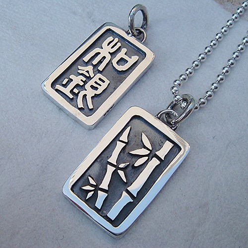 笹竹ペンダント　四季シリーズ【初夏】シルバーアクセサリー　和物　和柄　ギフト対応　SV925　プレートネックレス