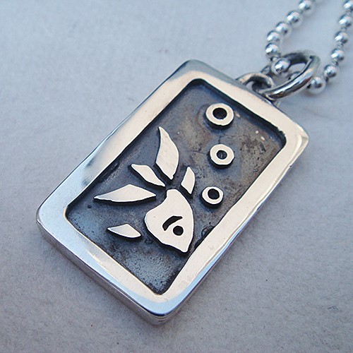 金魚柄ペンダント 四季シリーズ【夏】シルバーアクセサリー 和物 和柄