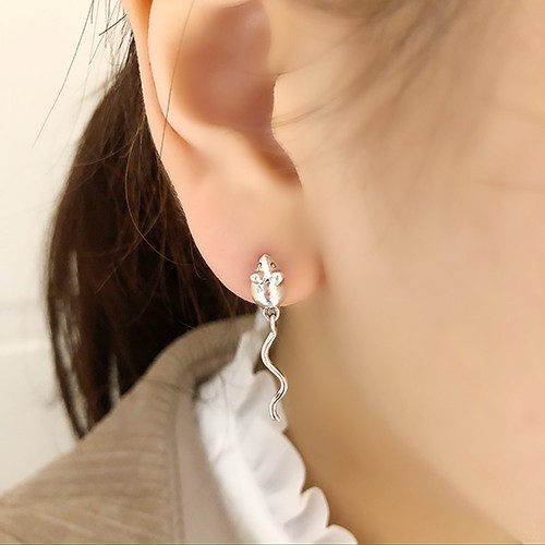 ねずみピアス【子】 シルバーアクセサリー ネズミ 十二支（干支