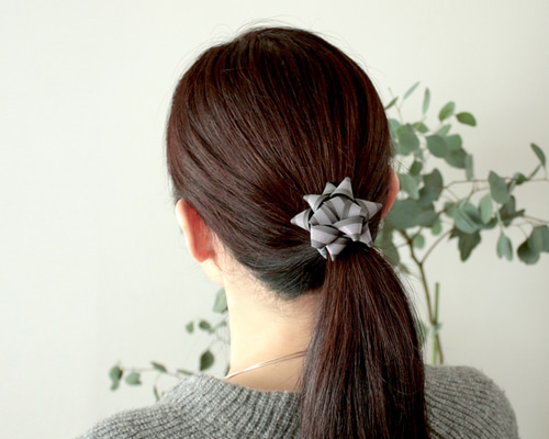 あやぽん✿プロフ必読くださいませ。 コスモスヘアゴムポニーフック88 2_2c174052b83001b3a2a1da110e35