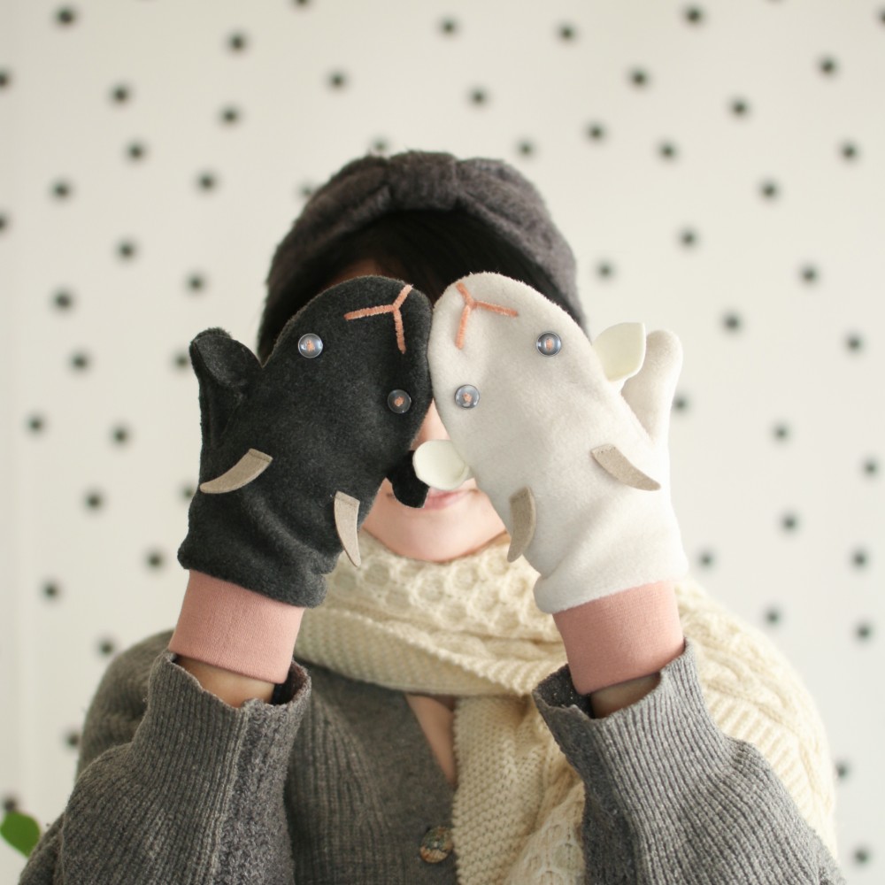 【レディース・ジュニア 手袋】白やぎ黒やぎミトン