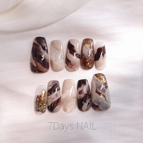 ニュアンスネイル♡ / ネイルチップ/秋ネイル/カフェオレネイル ネイル  