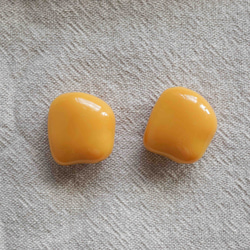 Yellow Nugget Beads (2pcs) 1枚目の画像
