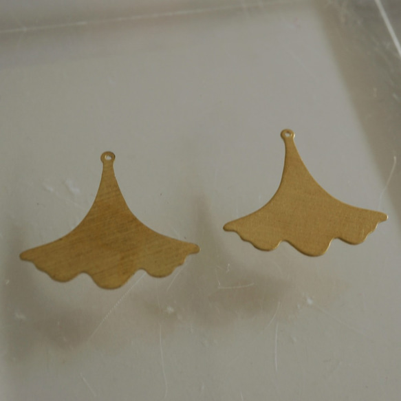 Ginkgo Motif Charm (2pcs) 3枚目の画像