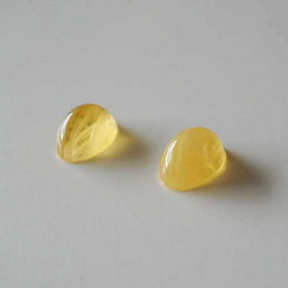 Vintage Yellow Marble Cabochon (2pcs) 2枚目の画像