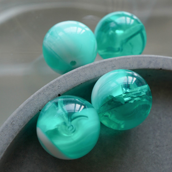 Aqua Round Beads(4pcs) 1枚目の画像