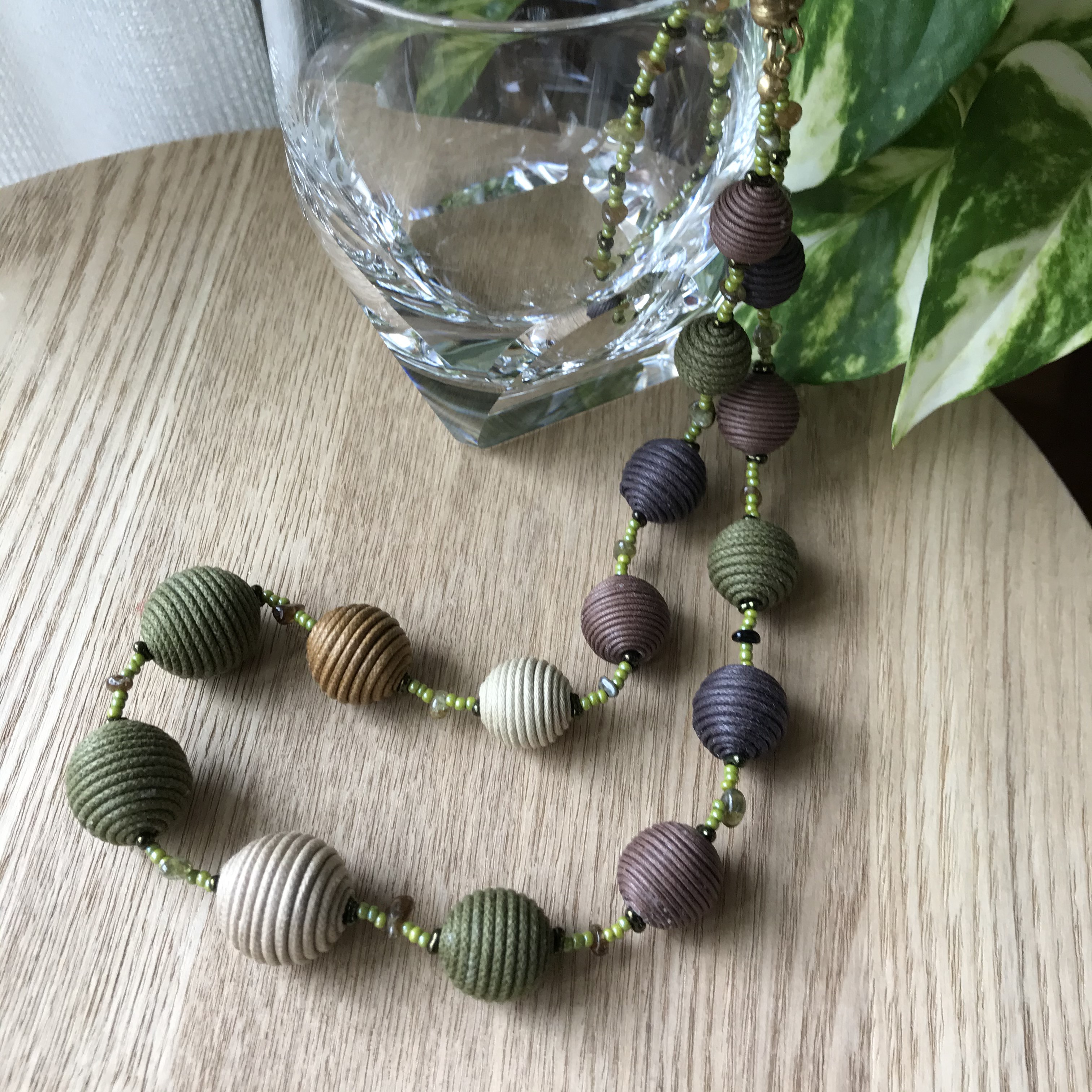 ネックレスマキマキ苔玉カラー　アジャスター付