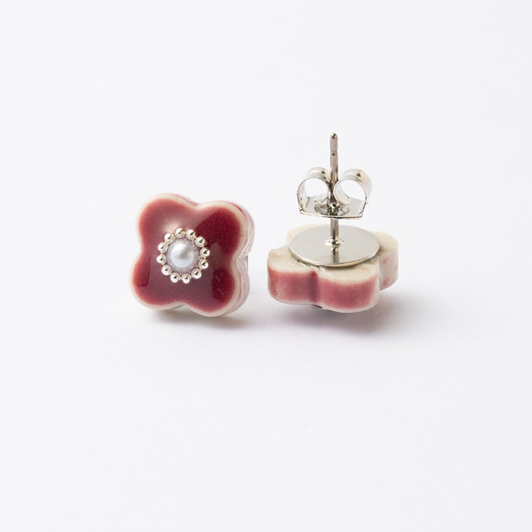 美濃焼 陶器 小花 パール ピアス／イヤリング｜茜色 フラワー 3枚目の画像