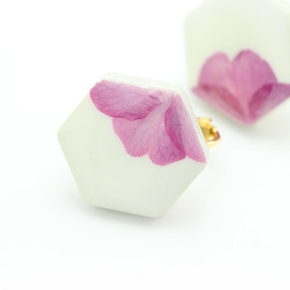 河津桜の春のイヤリング&ピアス 陶器 タイル 伝統工芸品 美濃焼 春 桜ピンク 5枚目の画像