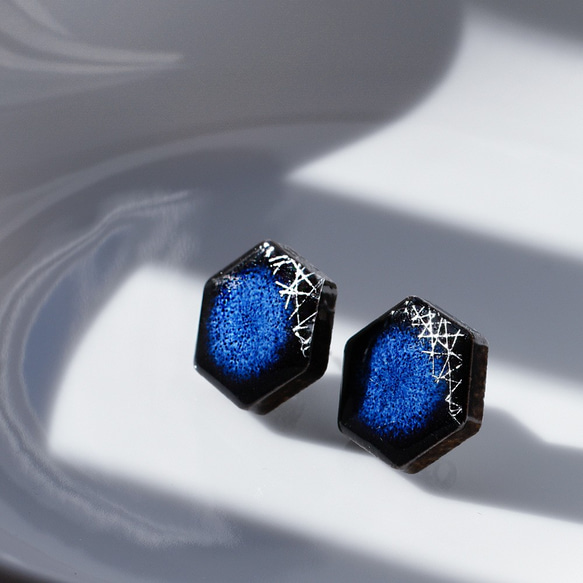 No.69-B　【値下げ】水面の波☆ピアス・イヤリング No.69-B 【値下げ】水面の波☆ピアス・イヤリング 美濃焼 陶器 六角形