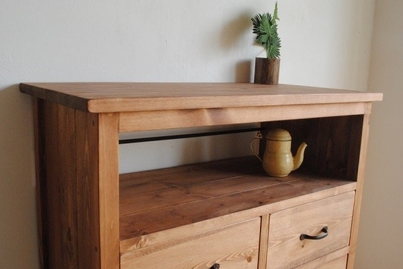 アンティーク風　チェストシェルフ　70㎝幅 0cm 0cm　 奥行26 5cm 深さ13 AAA2089278115(16100円)