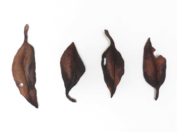 レザーブローチ【fallen leaves】type.11 2枚目の画像