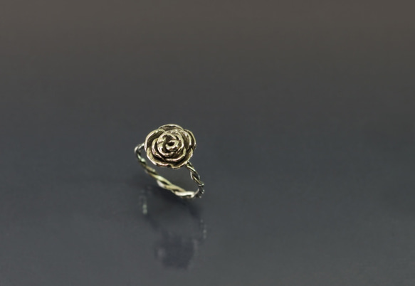 花系列-手捏玫瑰925銀戒(中) 第1張的照片