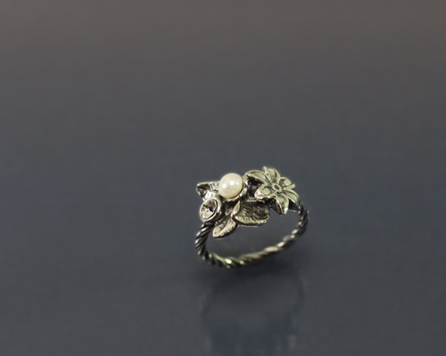 フローラルコレクション - フローラルデザインの925スターリング