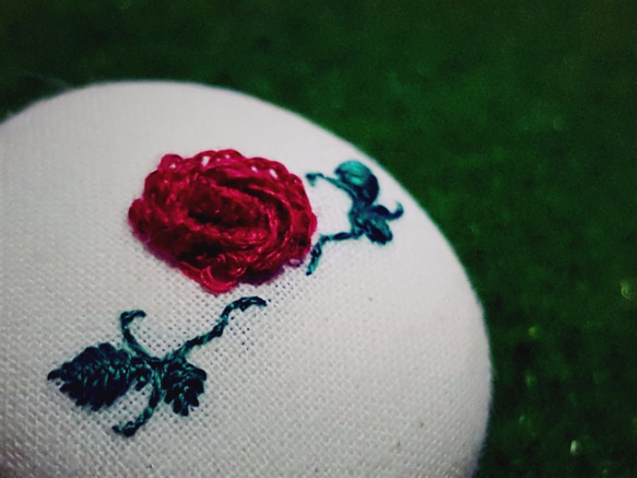 ［手繡別針］我的玫瑰　※即興產物 第7張的照片