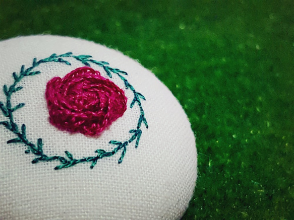 ［手繡別針］我的玫瑰　※即興產物 第2張的照片