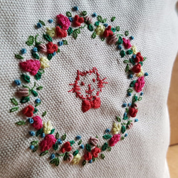 ［手工刺繡收納包］咪咪花圈　※即興產物 第7張的照片