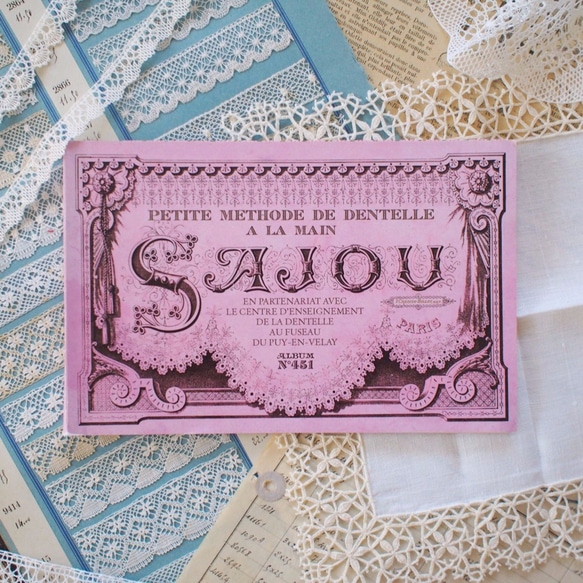 La dentelle torchon ボビンレースの洋書 ボビンレース デュセス教本 La Dentelle Duchesse - - メルカリ