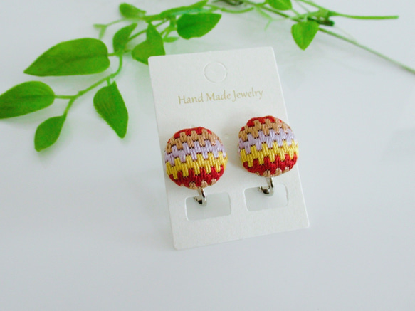 R5)夕陽のような絽刺しのイヤリング イヤリング・ノンホールピアス