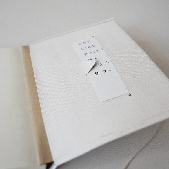 油絵のカンヴァスで作った、文庫本サイズのブックカバー｜Book & Note Skin(A6) 6枚目の画像