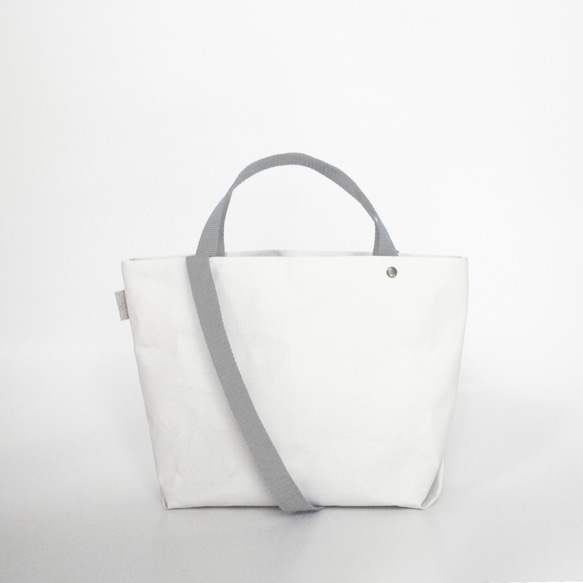 【N/no × E/zel.】SOME WAY LIGHT TOTE BAG (S+)_PP/SILVER GRAY 1枚目の画像