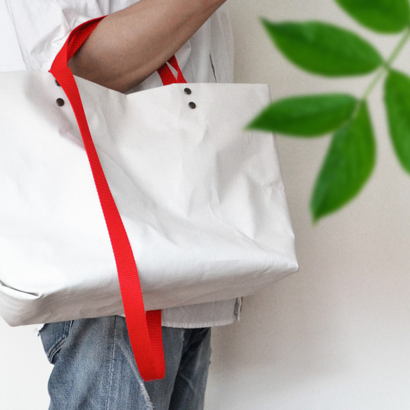 【N/no × E/zel.】SOME WAY LIGHT TOTE BAG (M+)_PP/WHITE 4枚目の画像