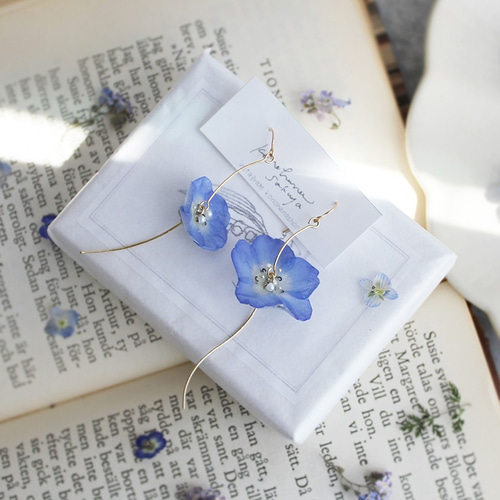 モスアゲートネモフィラフラワーカービング＊ピアスorイヤリング ネモフィラ 一輪ピアス/イヤリング | tomoka craft&accessory