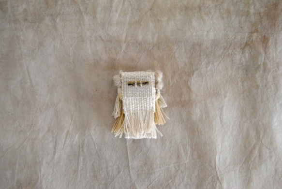 織りフリンジブローチ 4枚目の画像